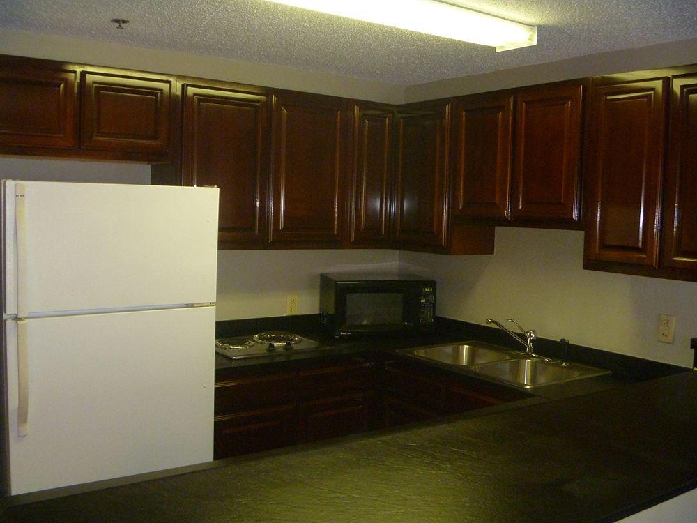 Comfort Suites Pineville - Ballantyne Area Экстерьер фото