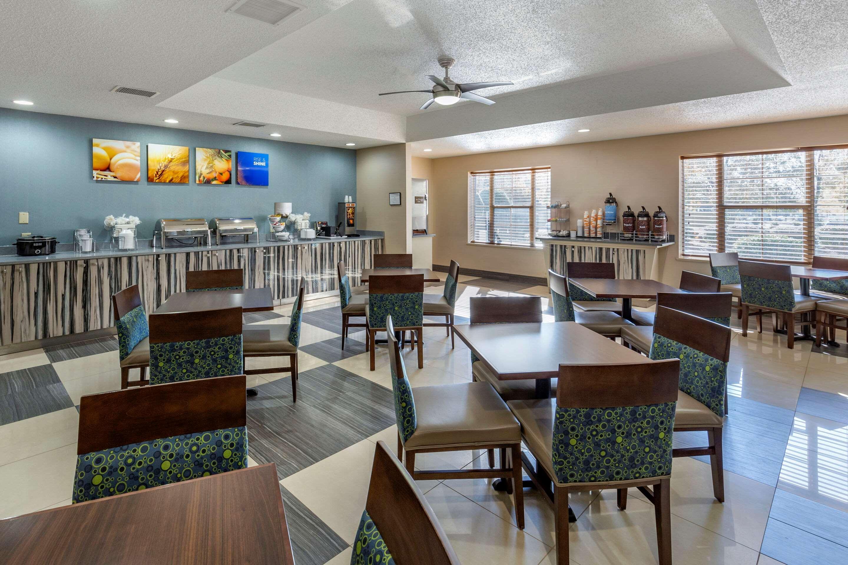 Comfort Suites Pineville - Ballantyne Area Экстерьер фото
