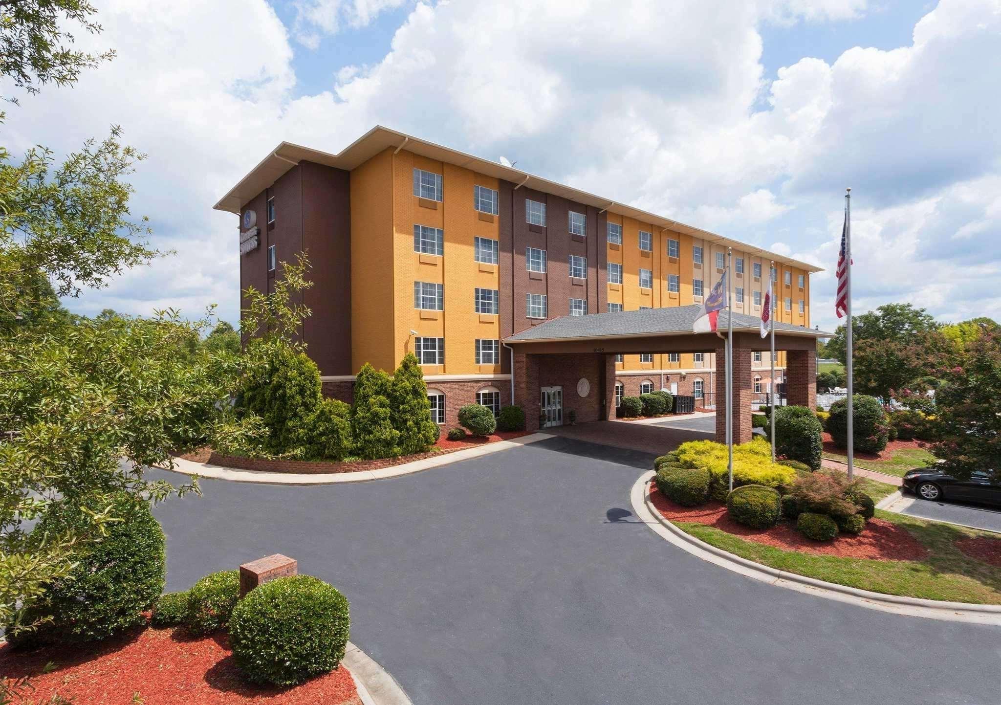 Comfort Suites Pineville - Ballantyne Area Экстерьер фото