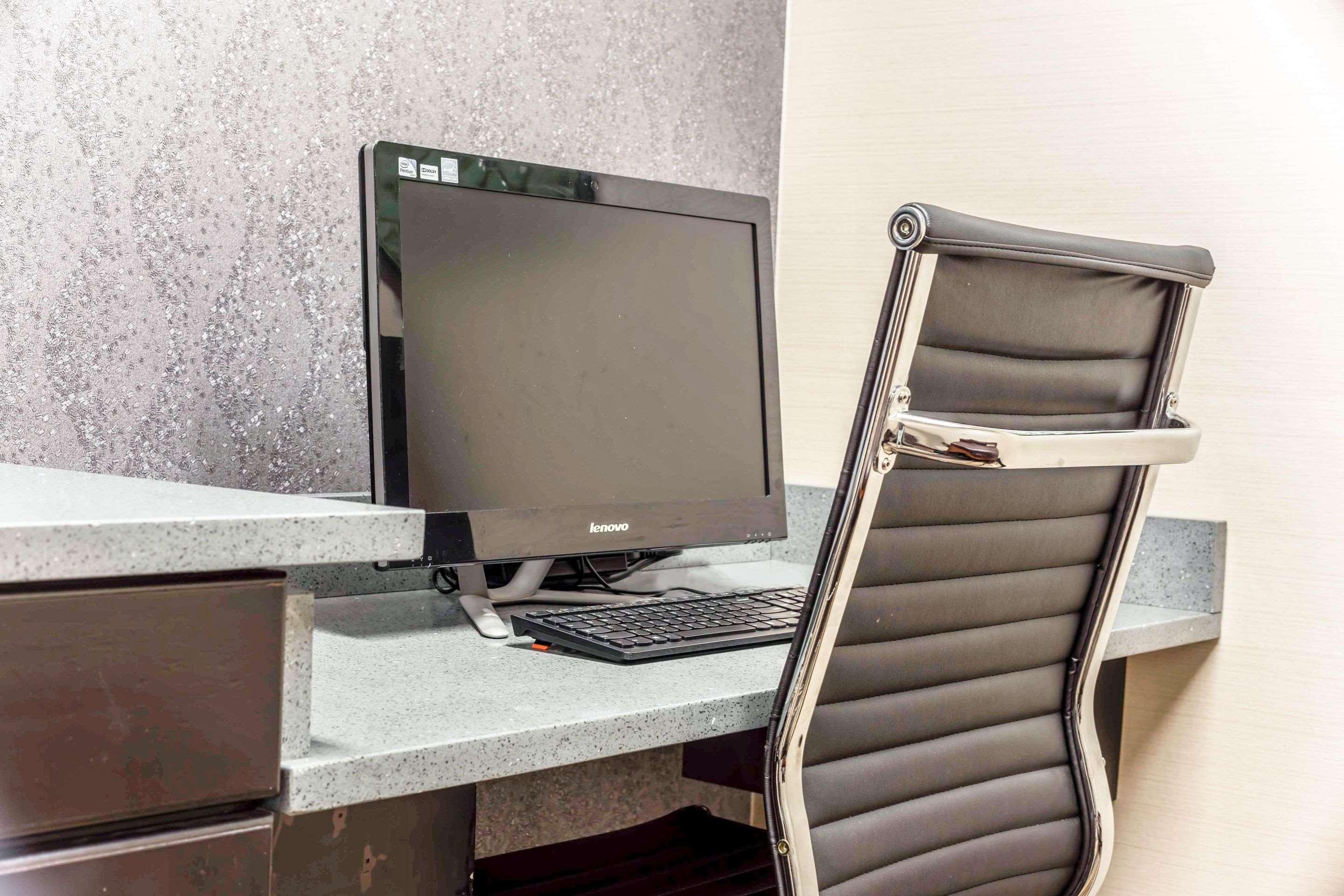 Comfort Suites Pineville - Ballantyne Area Экстерьер фото