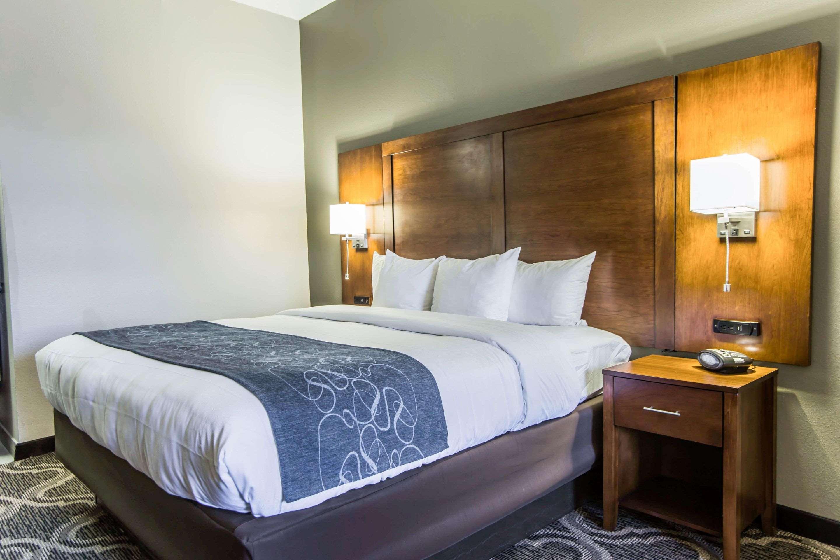 Comfort Suites Pineville - Ballantyne Area Экстерьер фото